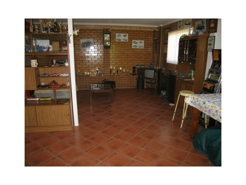 32 Makaha Drive, Birkdale QLD 4159