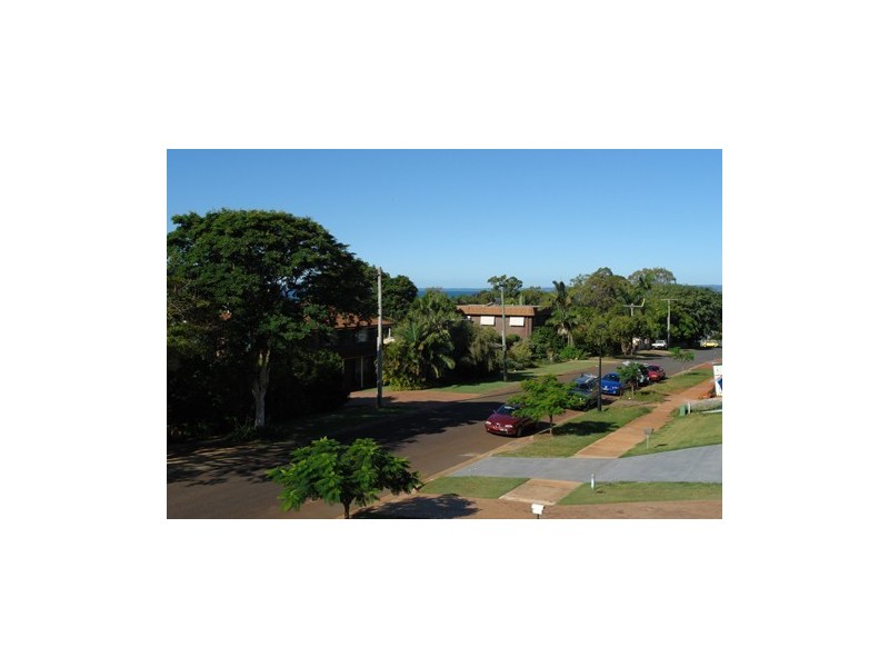 15 Douro Road, Wellington Point QLD 4160