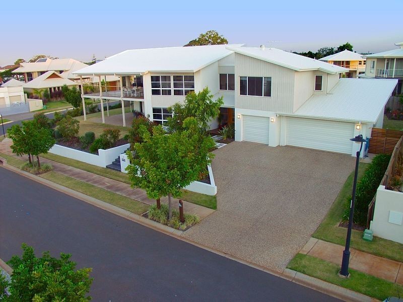 2 Edie Terrace, Wellington Point QLD 4160