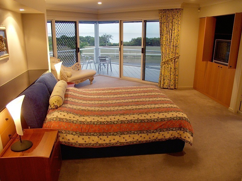 92 Mary Pleasant Drive, Birkdale QLD 4159