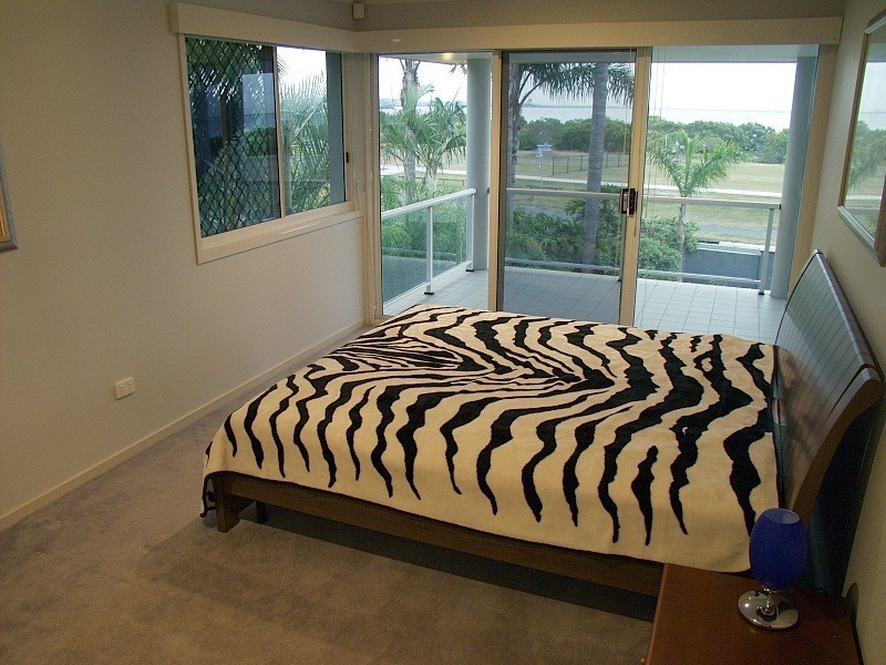 92 Mary Pleasant Drive, Birkdale QLD 4159