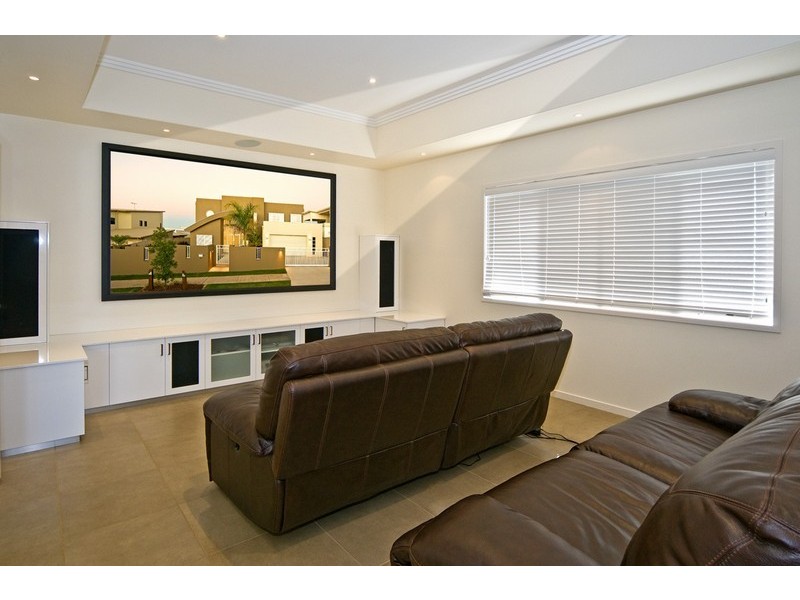 6 Vantage Crsecent, Wellington Point QLD 4160