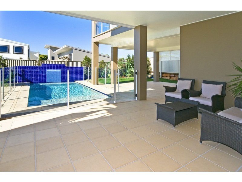 6 Vantage Crsecent, Wellington Point QLD 4160