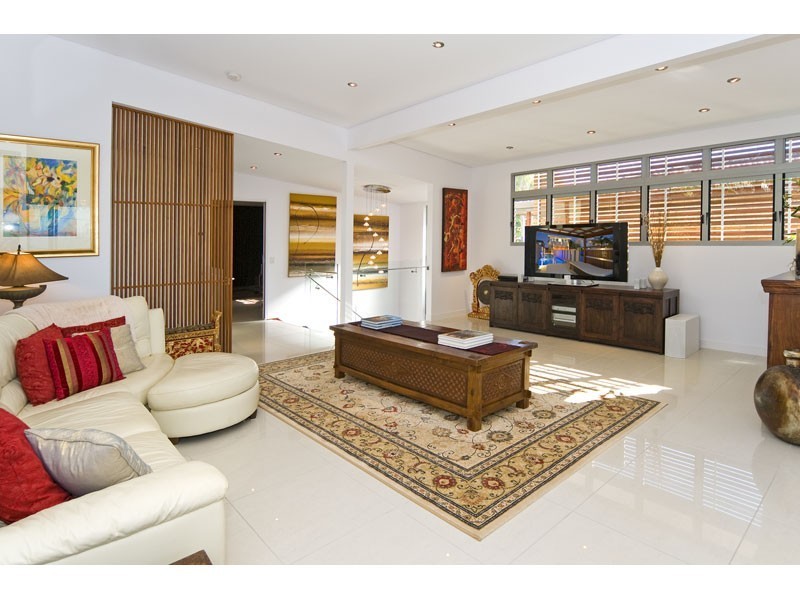 87 Main Road, Wellington Point QLD 4160