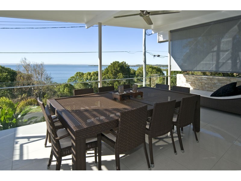 87 Main Road, Wellington Point QLD 4160