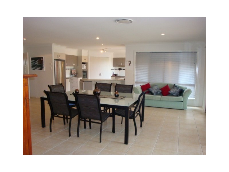 16 Edie Terrace, Wellington Point QLD 4160