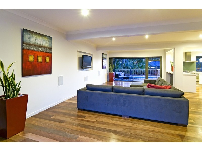 4 Parnka Street, Wellington Point QLD 4160