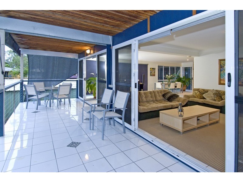 68 Queens Esplanade, Thorneside QLD 4158