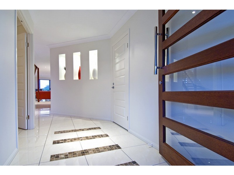333 Main Road, Wellington Point QLD 4160