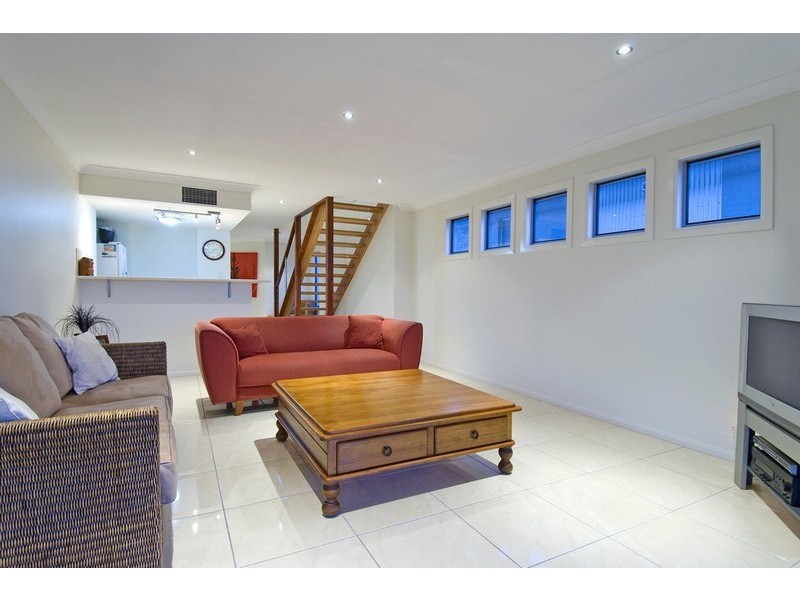 333 Main Road, Wellington Point QLD 4160