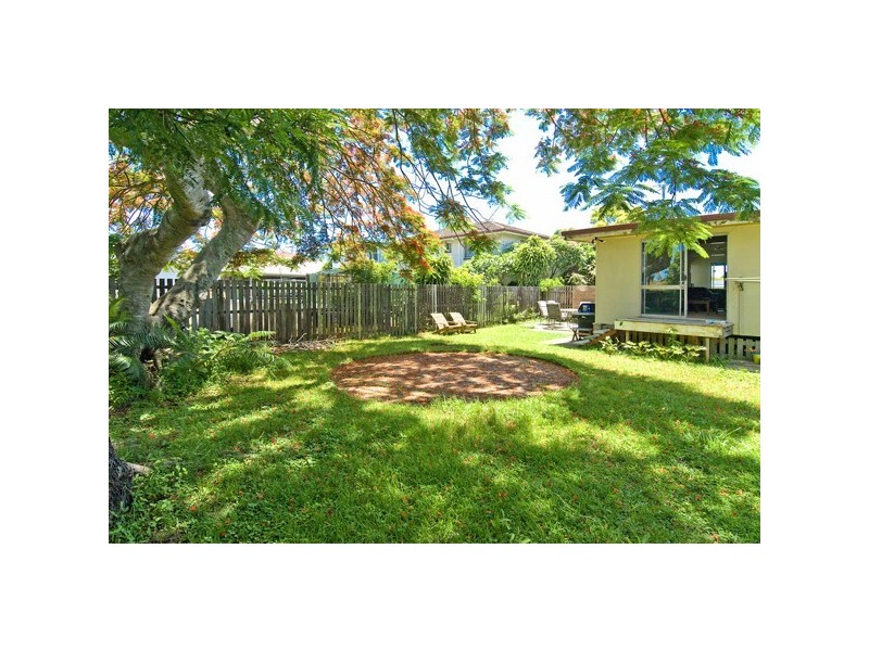 422 Main Road, Wellington Point QLD 4160