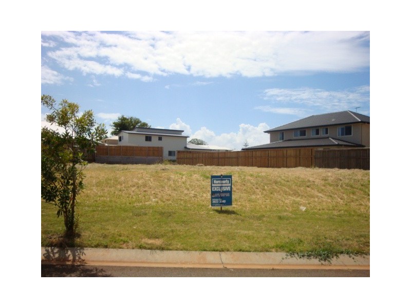 79 Beachcrest Road, Wellington Point QLD 4160