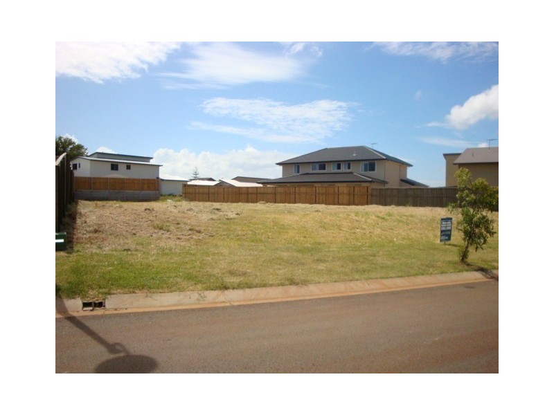 79 Beachcrest Road, Wellington Point QLD 4160