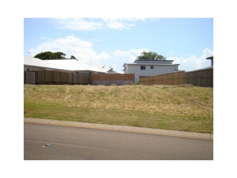 79 Beachcrest Road, Wellington Point QLD 4160