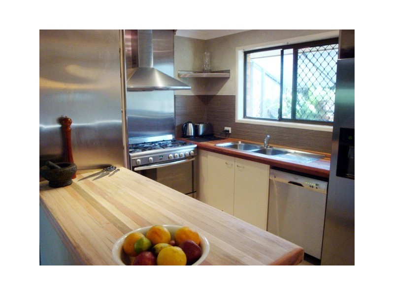 699 Main Road, Wellington Point QLD 4160