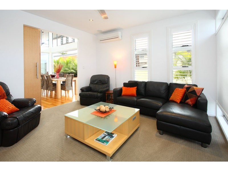 84 Beachcrest Road, Wellington Point QLD 4160