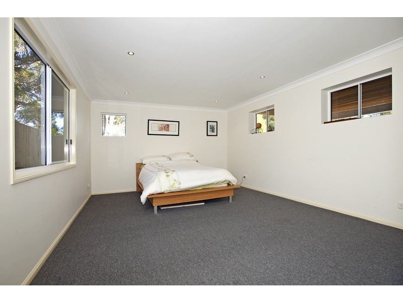 68 Queens Esplanade, Thorneside QLD 4158