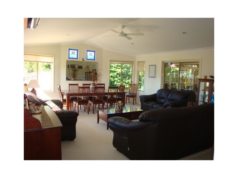 19 Orangegrove Court, Birkdale QLD 4159