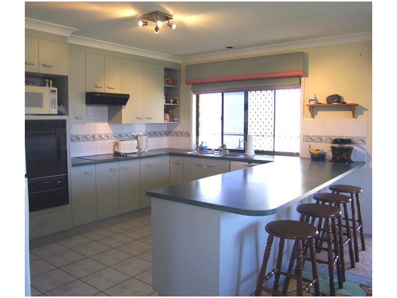 1 Burgess Court, Wellington Point QLD 4160