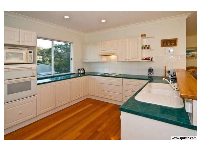 320 Queens Esplanade, Birkdale QLD 4159