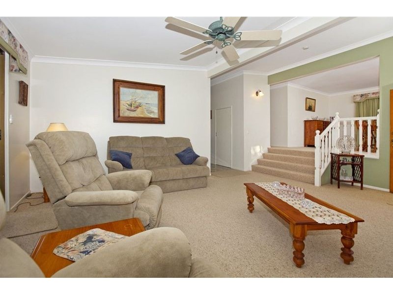 11 Sylvania Street, Wellington Point QLD 4160