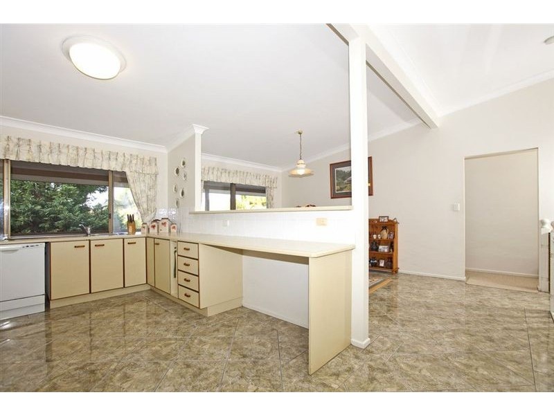 11 Sylvania Street, Wellington Point QLD 4160