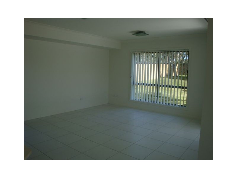 70 Yarra Road, Wakerley QLD 4154