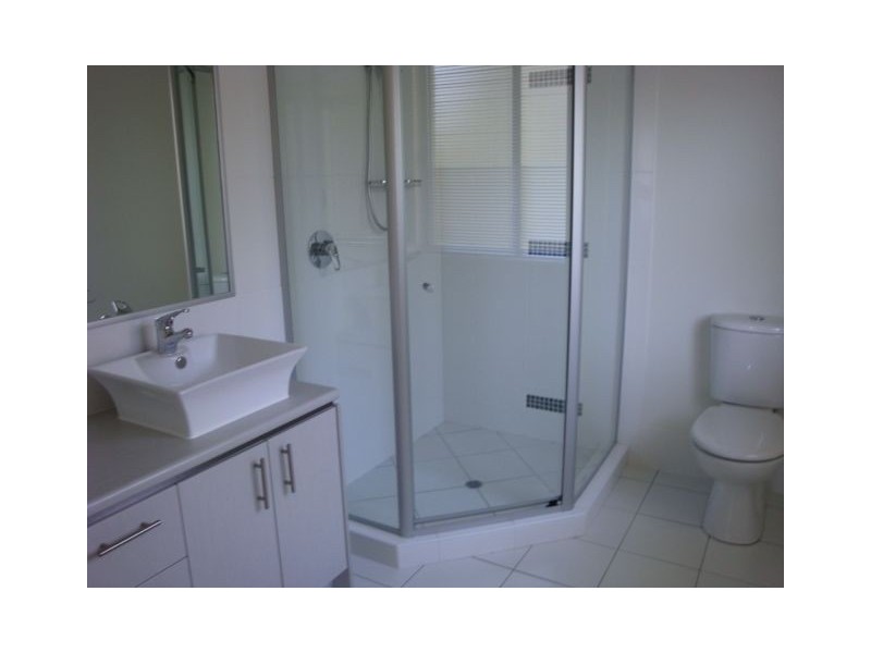 70 Yarra Road, Wakerley QLD 4154