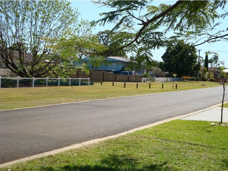 3 Russell Street, Cleveland QLD 4163