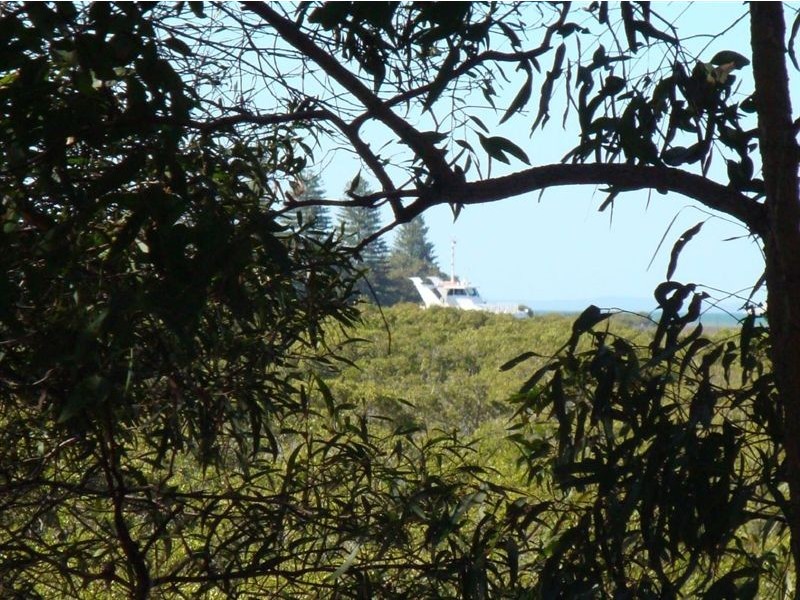 3 Russell Street, Cleveland QLD 4163