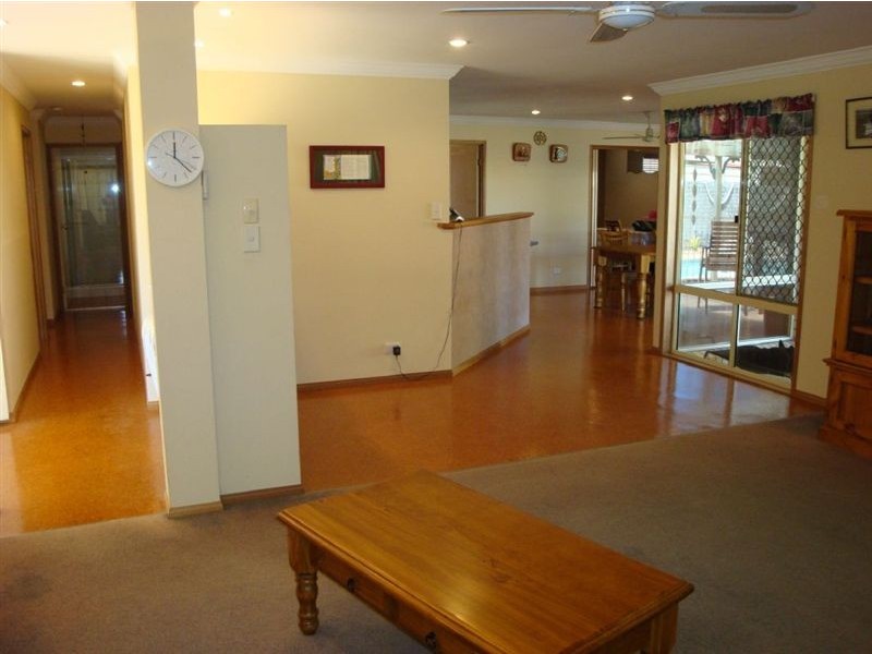 16 Belford Drive,, Wellington Point QLD 4160