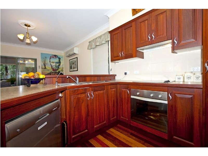 18 Frederick Street, Wellington Point QLD 4160