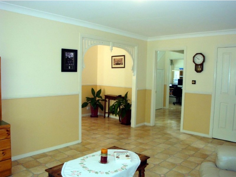 18 Frederick Street, Wellington Point QLD 4160