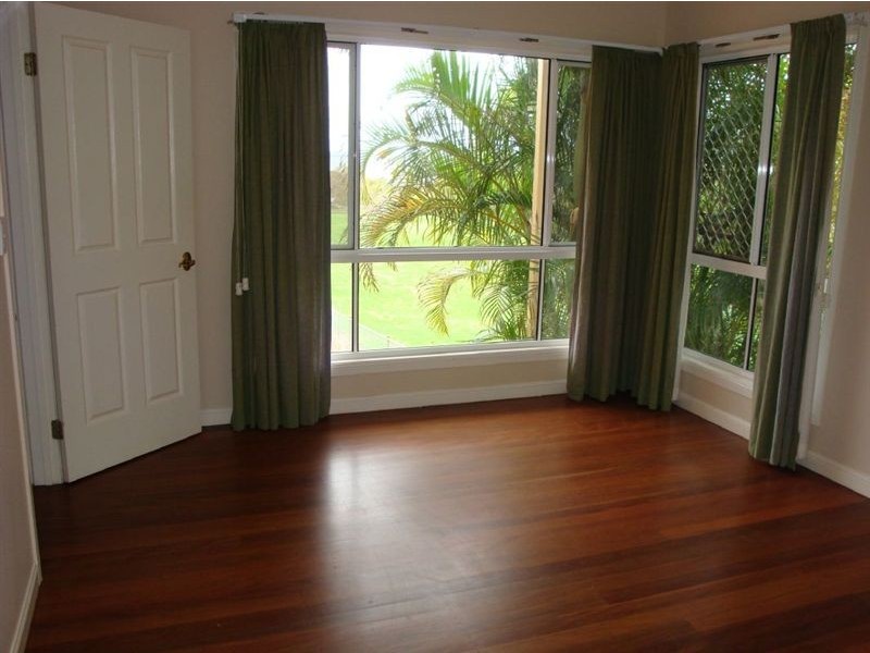 211 Main Road, Wellington Point QLD 4160