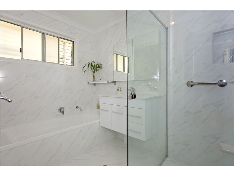 4 Marjorie Street, Thorneside QLD 4158