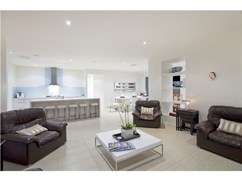 79 Red Gum Crescent, Wakerley QLD 4154