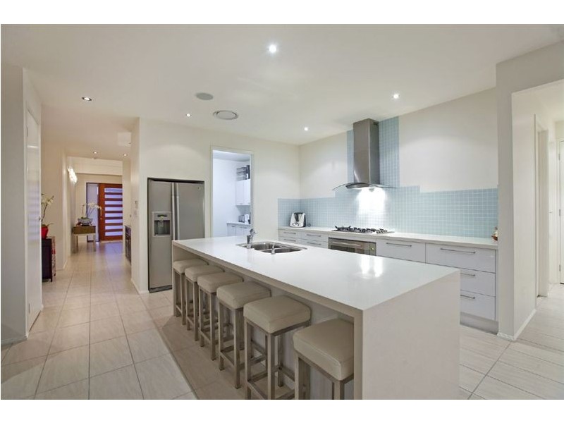 79 Red Gum Crescent, Wakerley QLD 4154