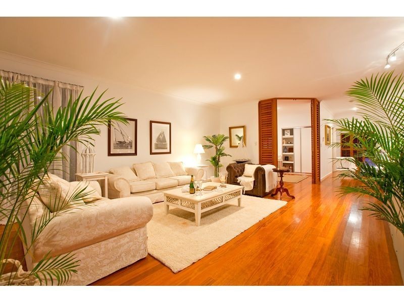 19 Wellesley Street, Wellington Point QLD 4160