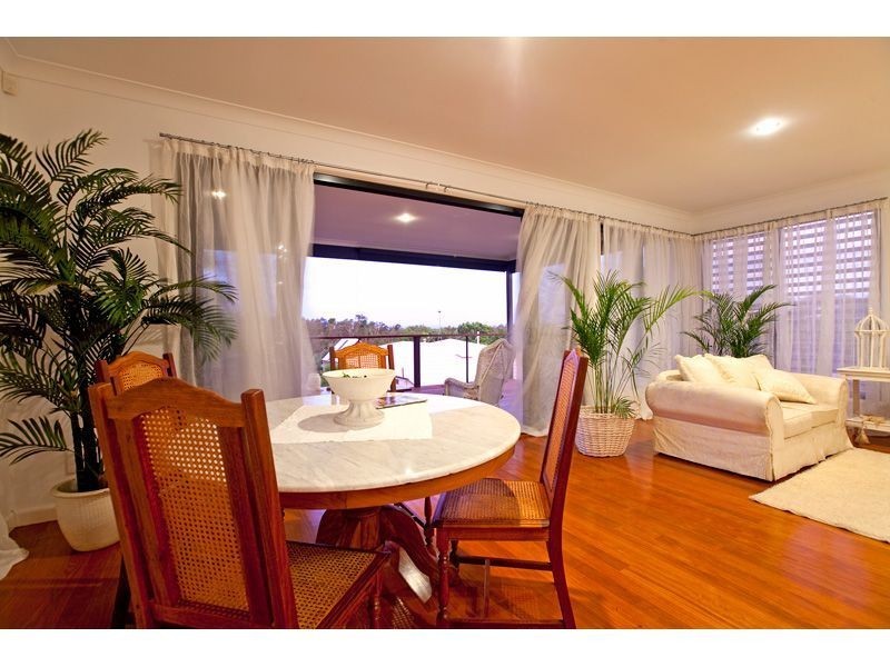 19 Wellesley Street, Wellington Point QLD 4160