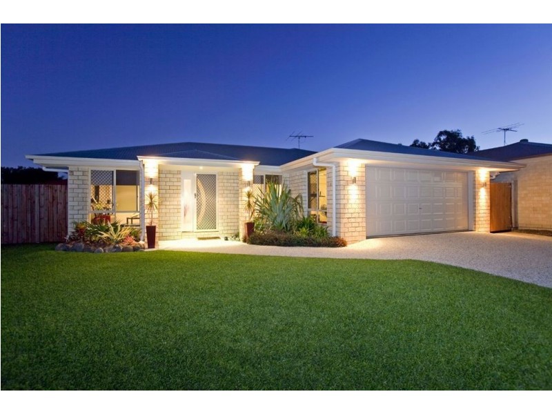 6 Lord Street, Wellington Point QLD 4160