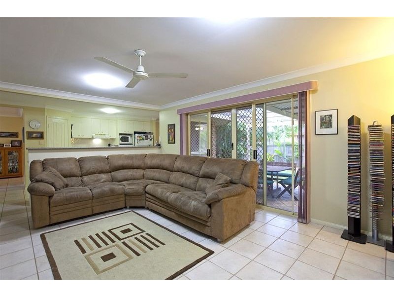 20 Laurance Court, Wellington Point QLD 4160