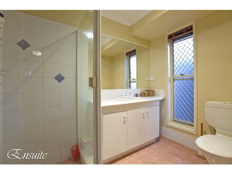 20 Laurance Court, Wellington Point QLD 4160