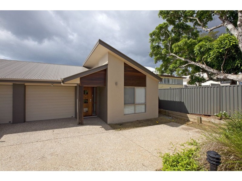 2/34 Birdwood Road, Birkdale QLD 4159