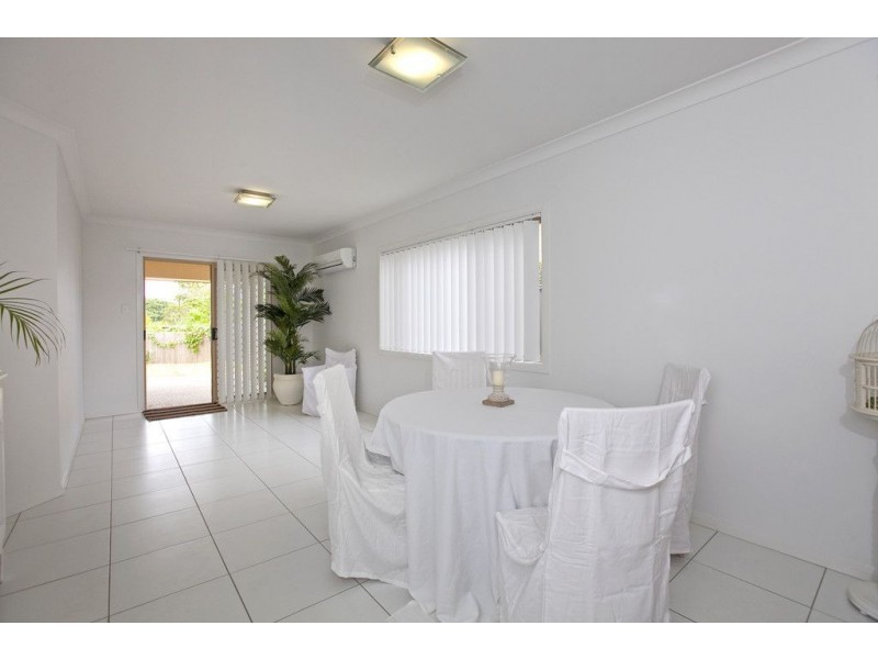 2/34 Birdwood Road, Birkdale QLD 4159