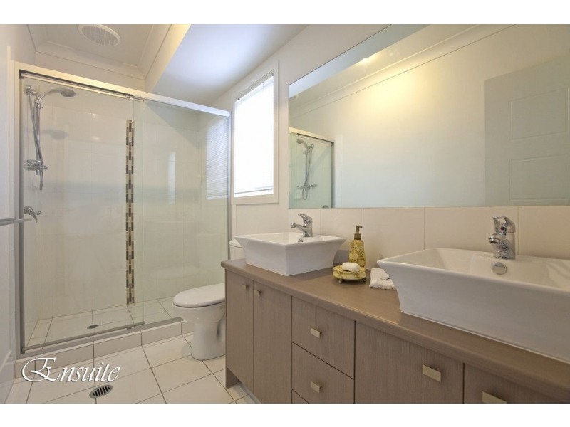 2/34 Birdwood Road, Birkdale QLD 4159