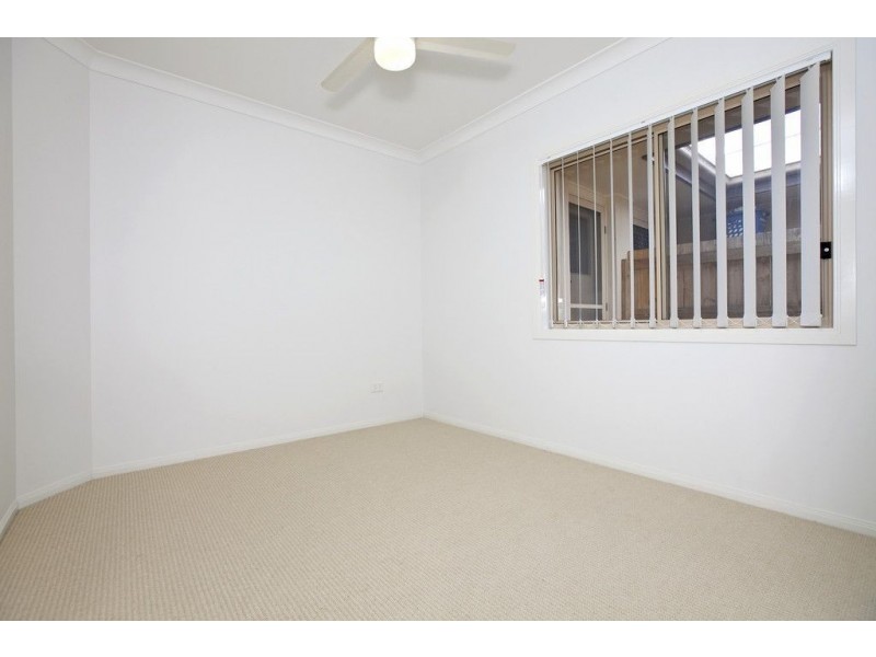 2/34 Birdwood Road, Birkdale QLD 4159