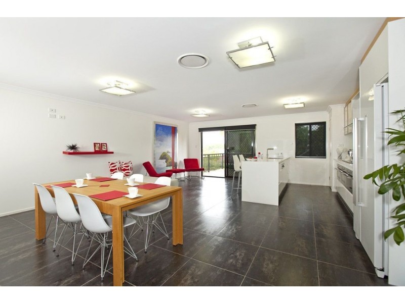 537 Main Road, Wellington Point QLD 4160