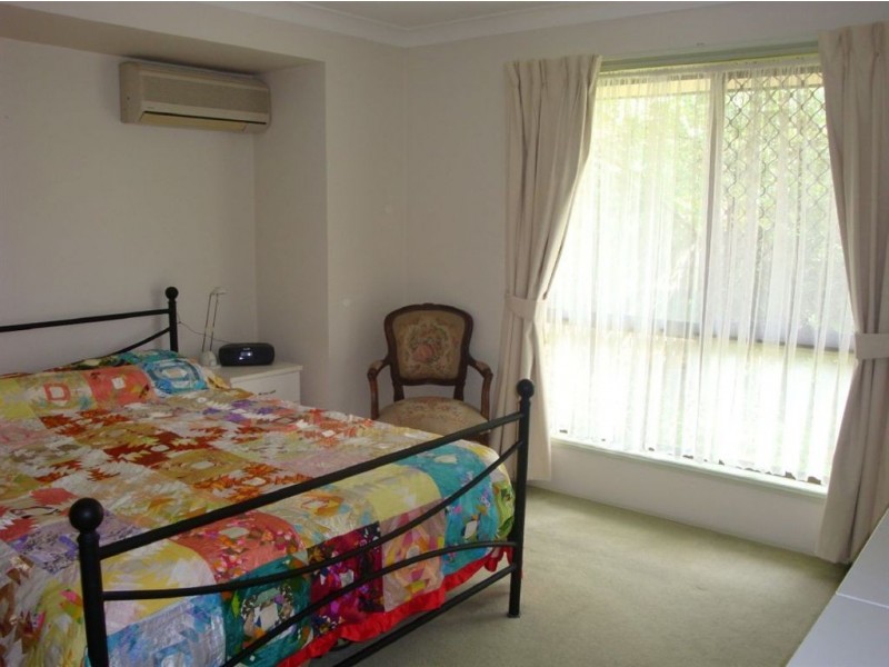 27 Fuchsia Close, Birkdale QLD 4159