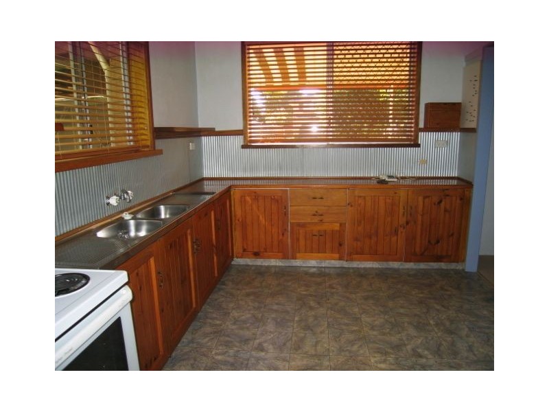 6 Oceanic Drive, Wellington Point QLD 4160