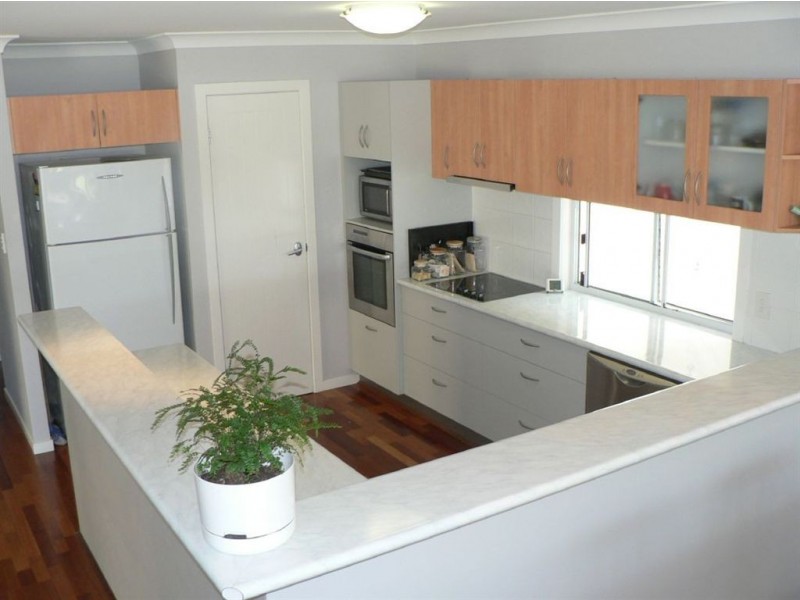 16 Mooroondu Rd, Thorneside QLD 4158